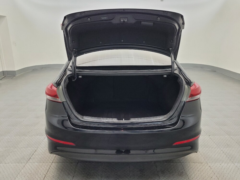 2017 Hyundai Elantra in Mesa, AZ 85210 - 18079914 29