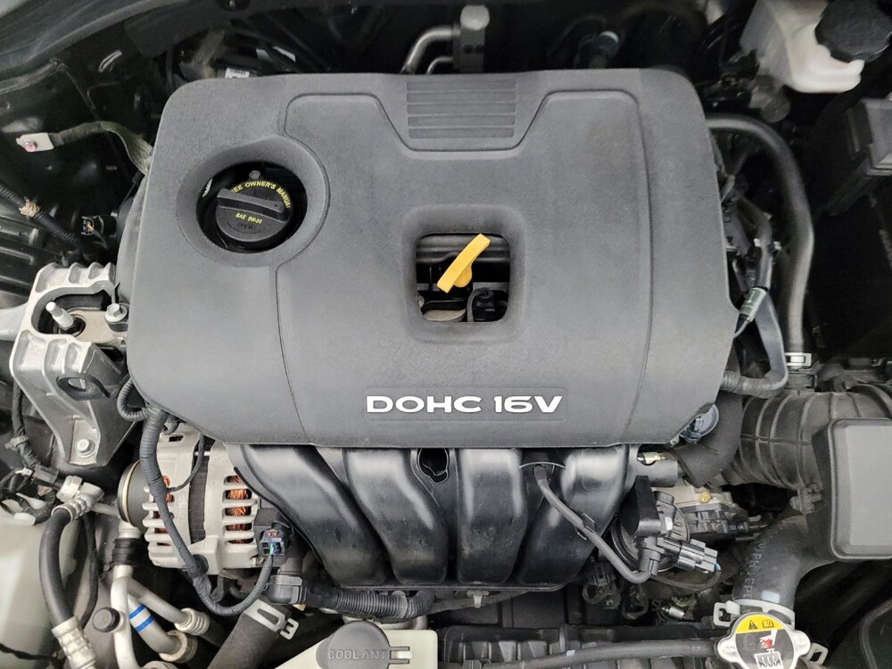 2017 Hyundai Elantra in Mesa, AZ 85210 - 18079914 30