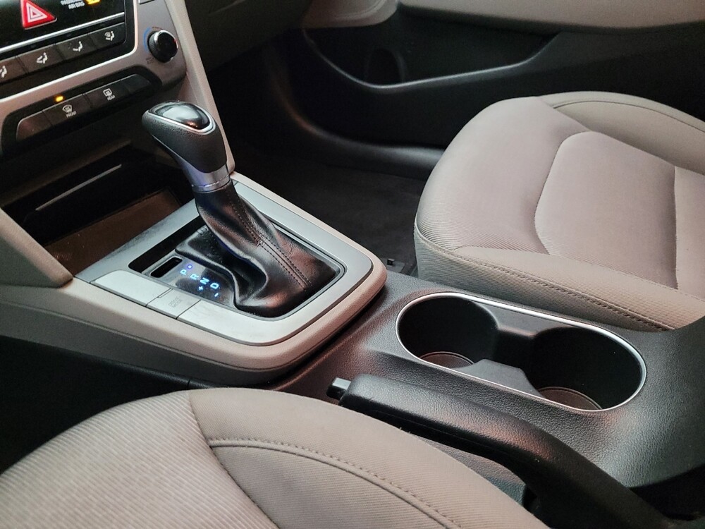 2017 Hyundai Elantra in Mesa, AZ 85210 - 18079914 26