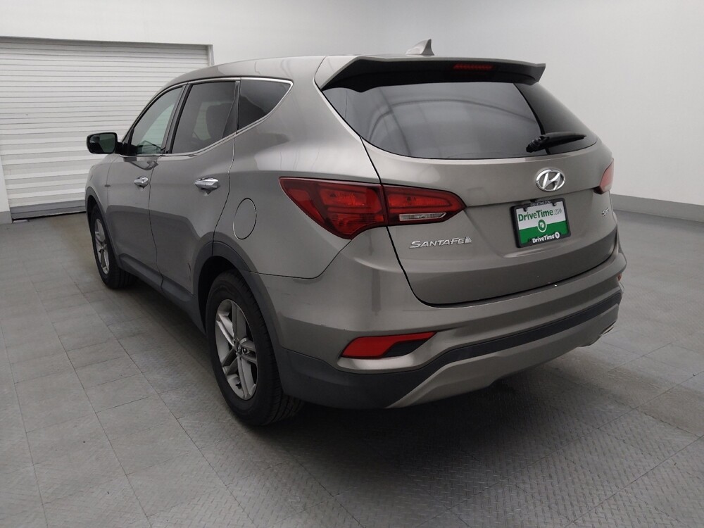 2017 Hyundai Santa Fe in Orlando, FL 32808 - 18079931 5