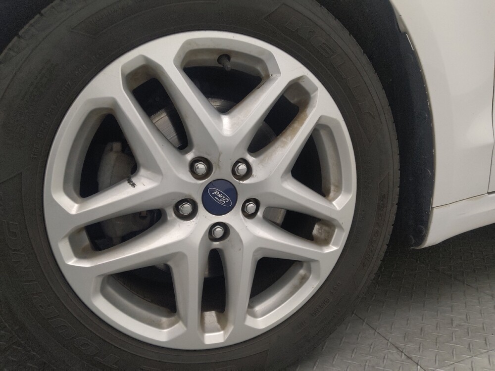 2016 Ford Fusion in Jacksonville, FL 32225 - 18079933 31