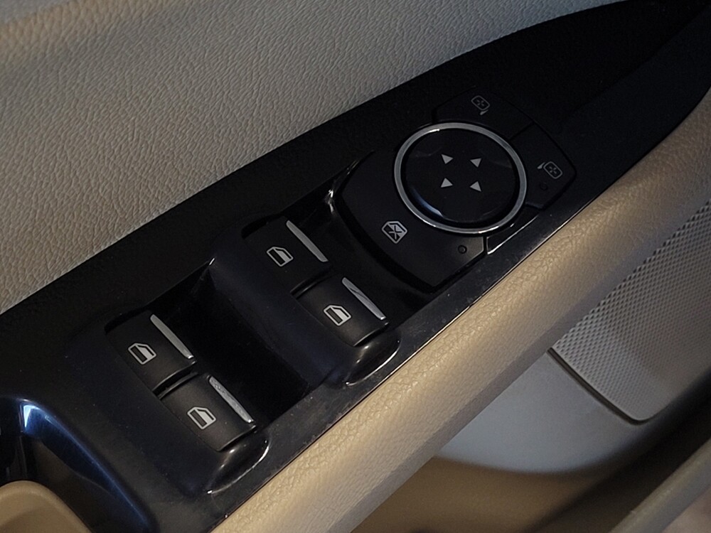 2016 Ford Fusion in Jacksonville, FL 32225 - 18079933 27