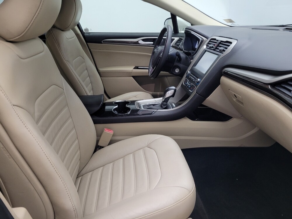 2016 Ford Fusion in Jacksonville, FL 32210 - 18079944 21