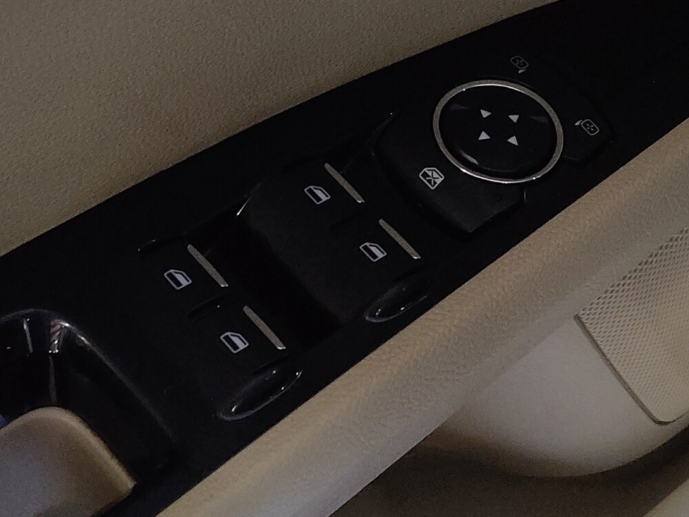 2016 Ford Fusion in Jacksonville, FL 32210 - 18079944 27