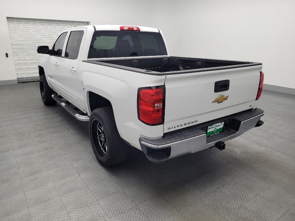 2017 Chevrolet Silverado 1500 in Orlando, FL 32808 - 18079946 5