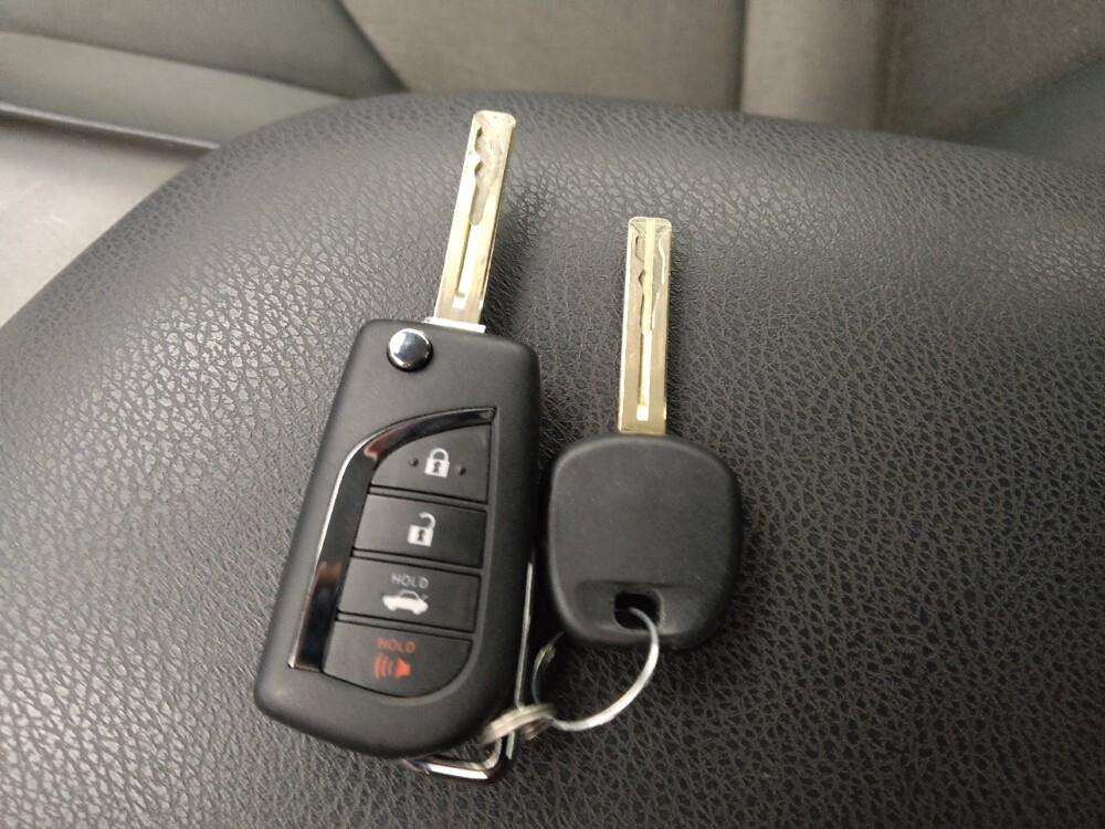 2022 Toyota Camry in Denver, CO 80012 - 18079963 32