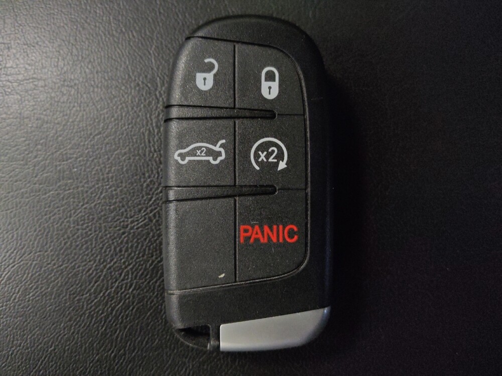 2015 Chrysler 200 in Tyler, TX 75701 - 18079975 32