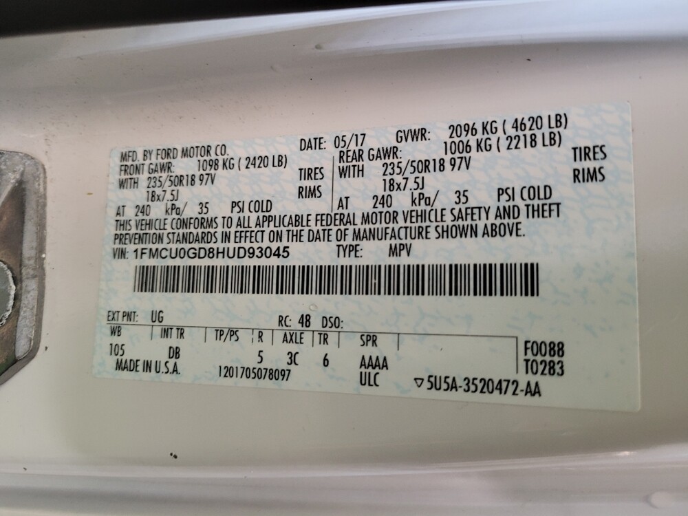 2017 Ford Escape in Louisville, KY 40258 - 18079991 33