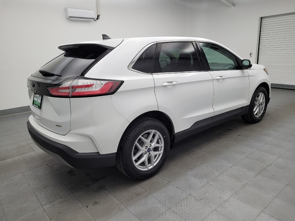 2022 Ford Edge in Maple Heights, OH 44137 - 18079997 10