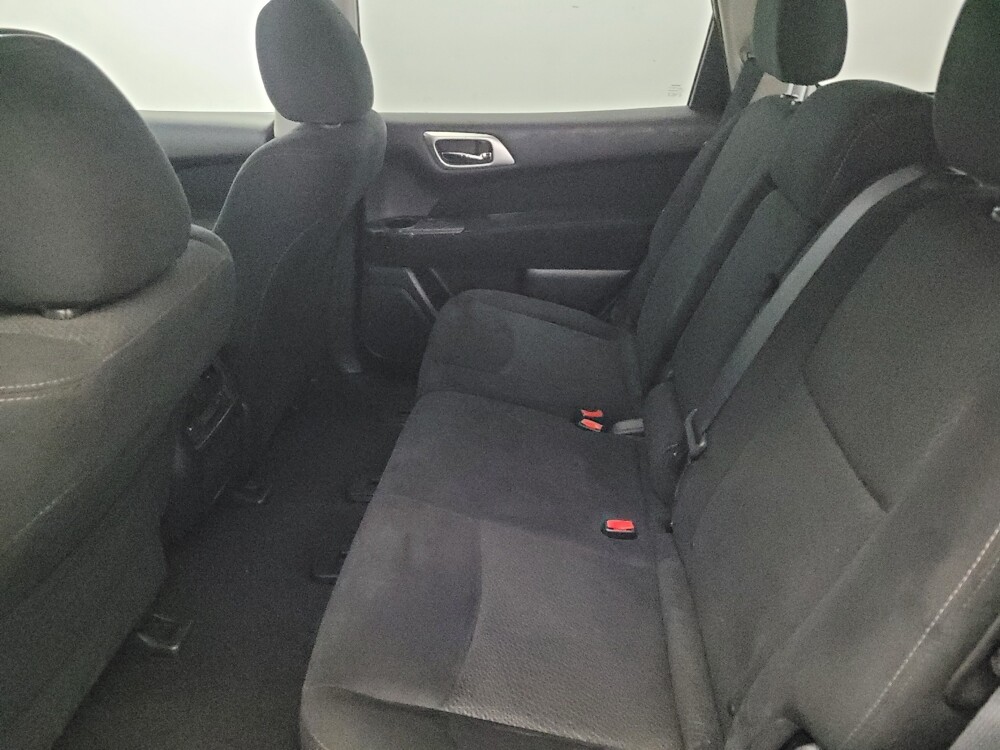 2014 Nissan Pathfinder in Plymouth Meeting, PA 19462 - 18080003 18