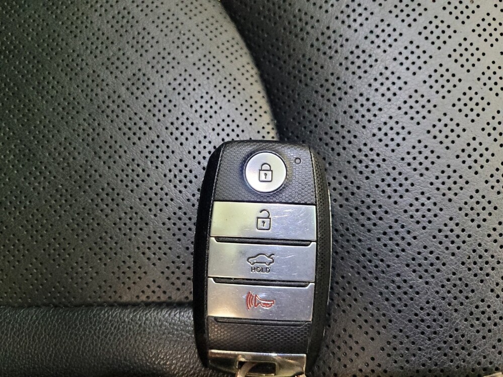 2017 Kia Optima in Lombard, IL 60148 - 18080026 32