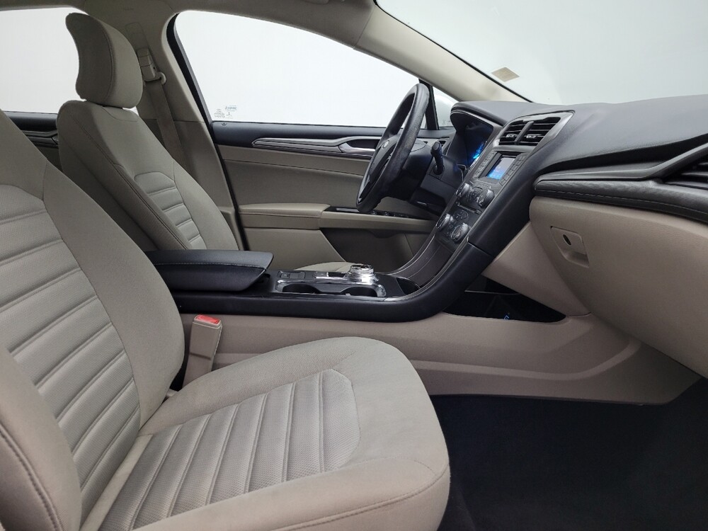 2017 Ford Fusion in Lombard, IL 60148 - 18080027 21