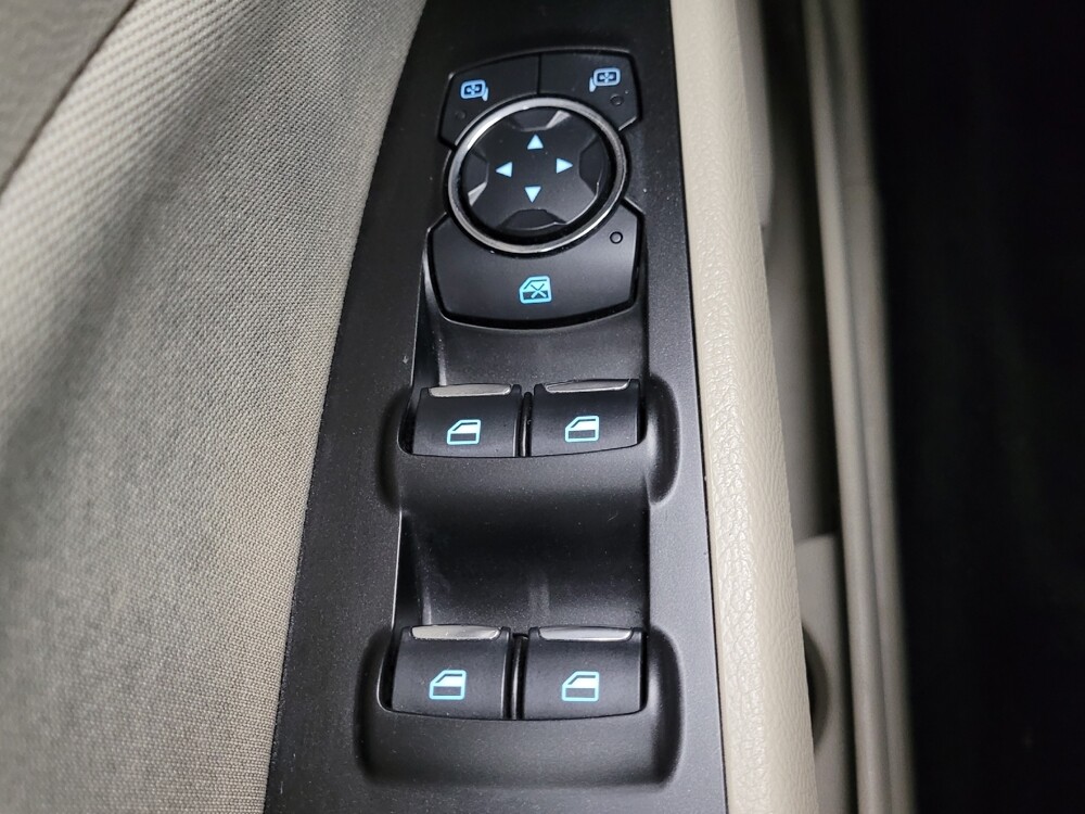 2017 Ford Fusion in Lombard, IL 60148 - 18080027 27