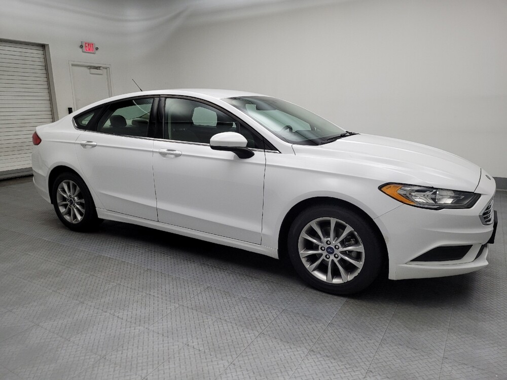 2017 Ford Fusion in Lombard, IL 60148 - 18080027 11
