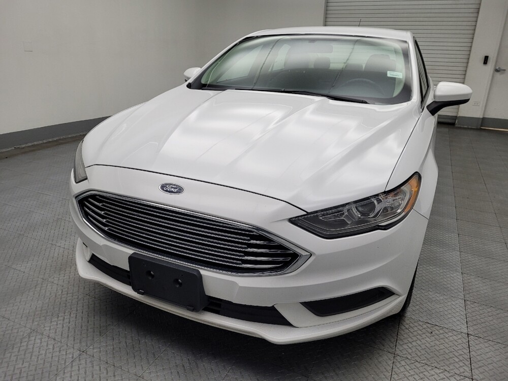 2017 Ford Fusion in Lombard, IL 60148 - 18080027 15