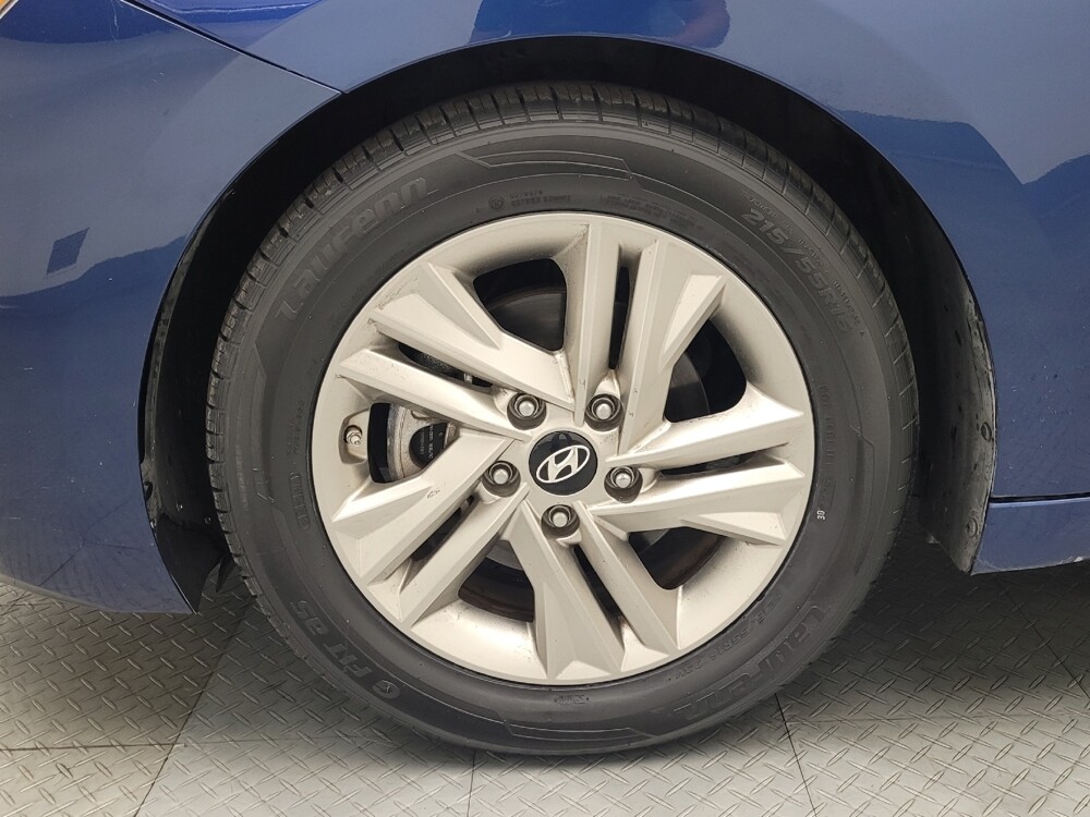 2019 Hyundai Elantra in Lombard, IL 60148 - 18080028 31