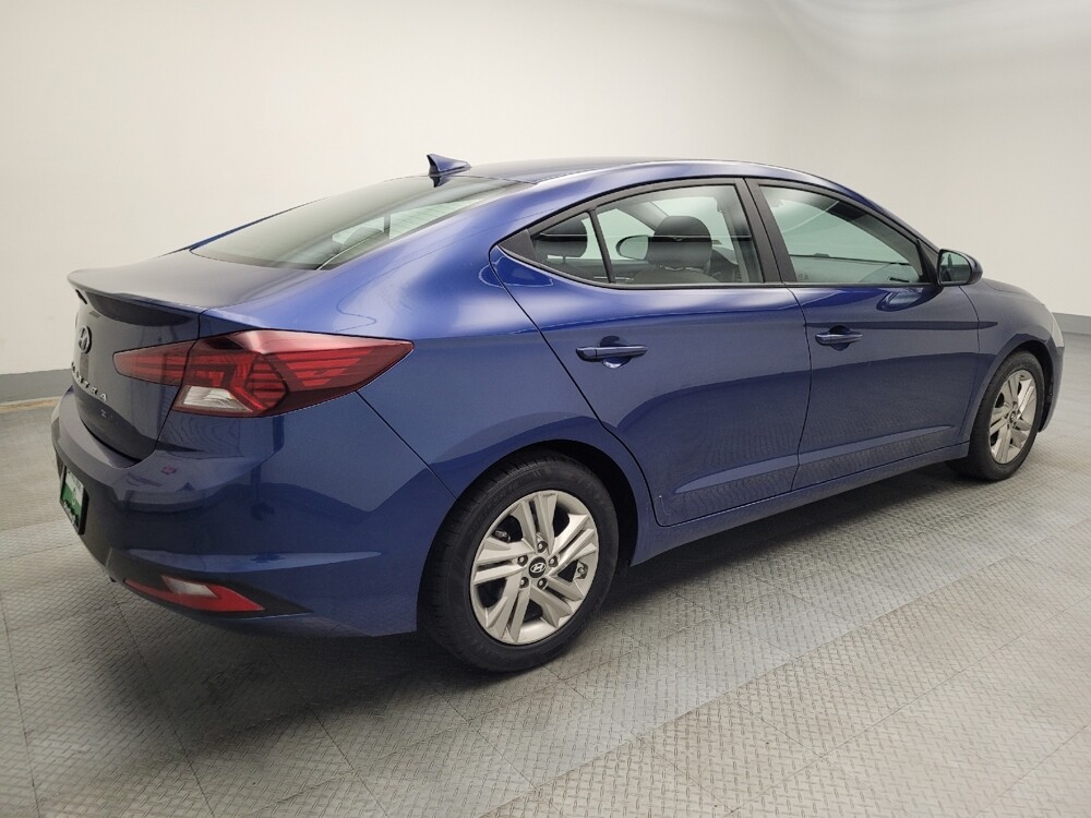 2019 Hyundai Elantra in Lombard, IL 60148 - 18080028 10