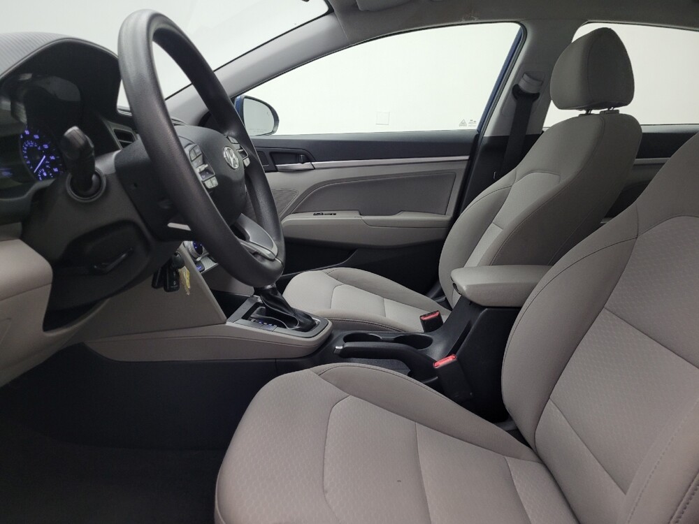 2019 Hyundai Elantra in Lombard, IL 60148 - 18080028 17