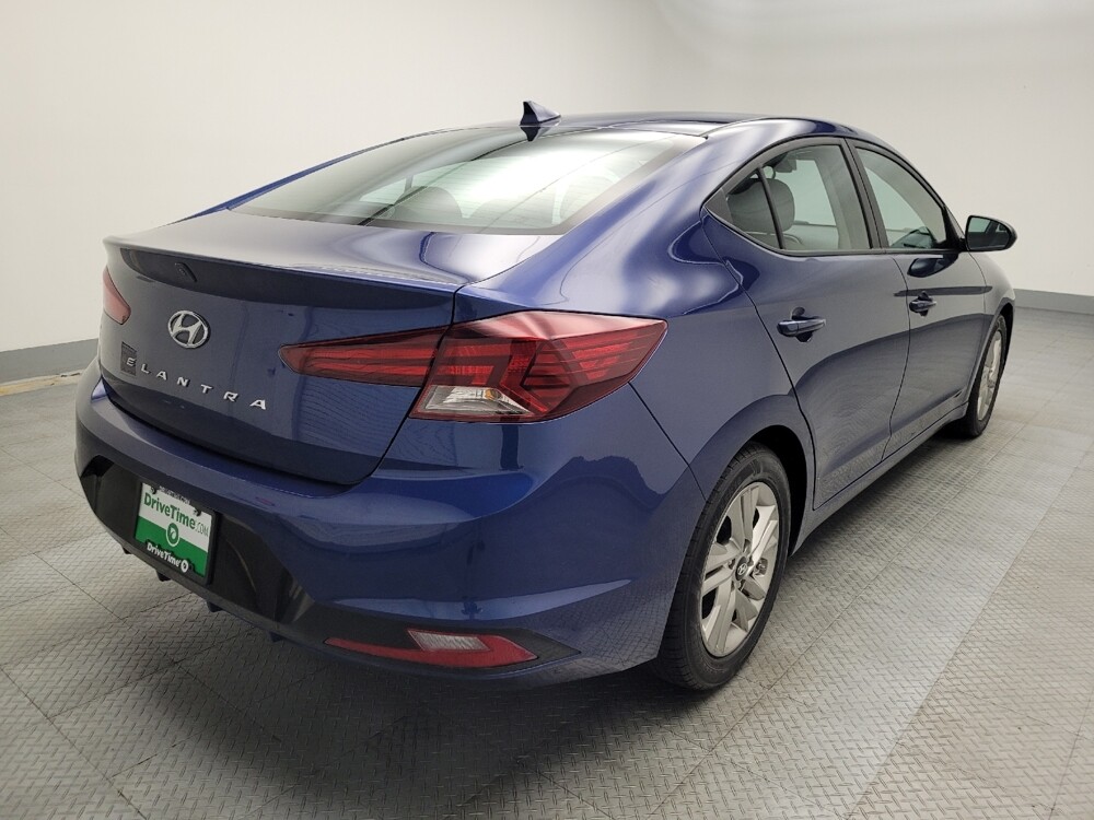 2019 Hyundai Elantra in Lombard, IL 60148 - 18080028 9
