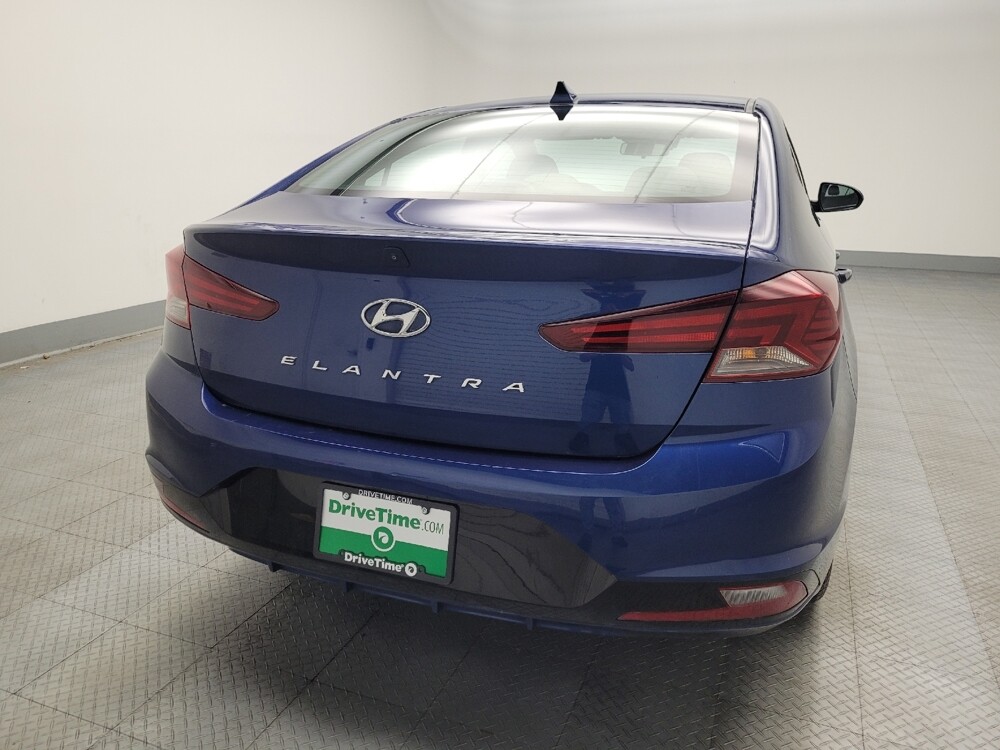 2019 Hyundai Elantra in Lombard, IL 60148 - 18080028 7