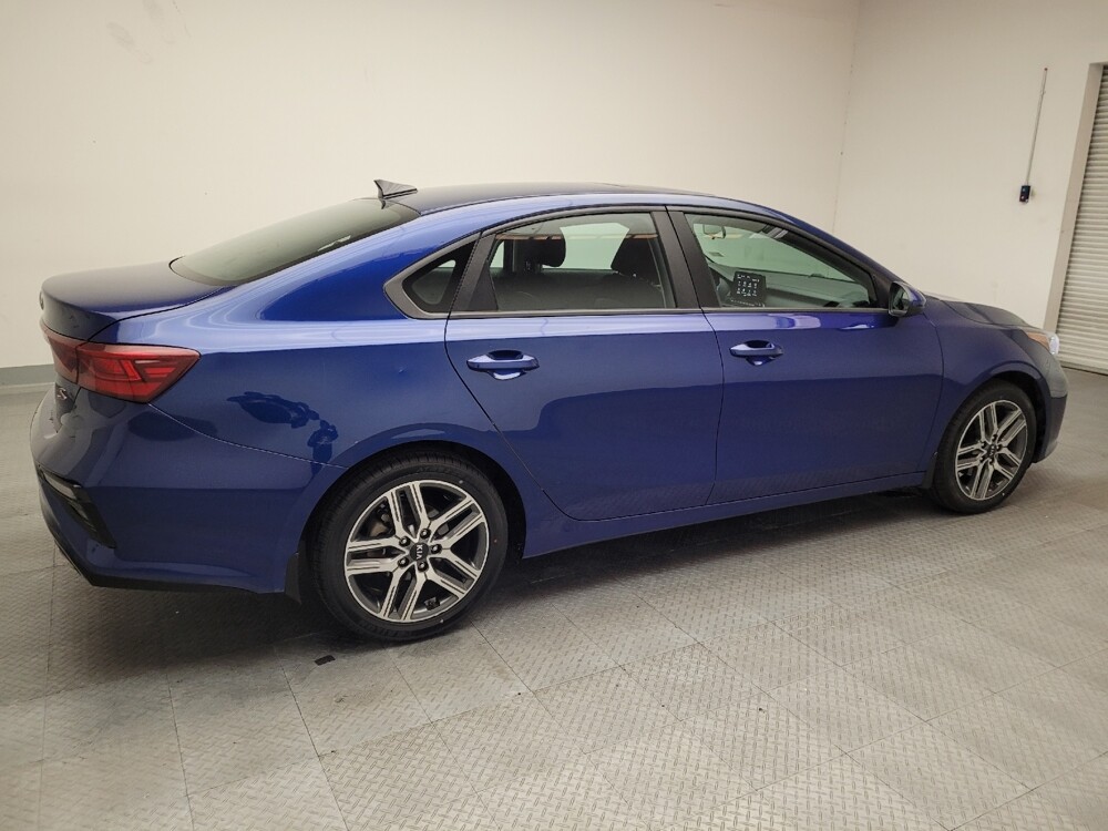 2019 Kia Forte in Montclair, CA 91763 - 18080031 10