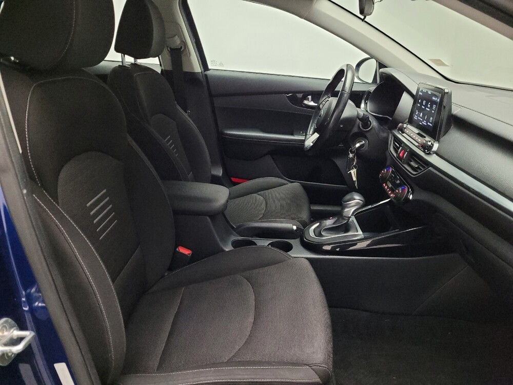 2019 Kia Forte in Montclair, CA 91763 - 18080031 21