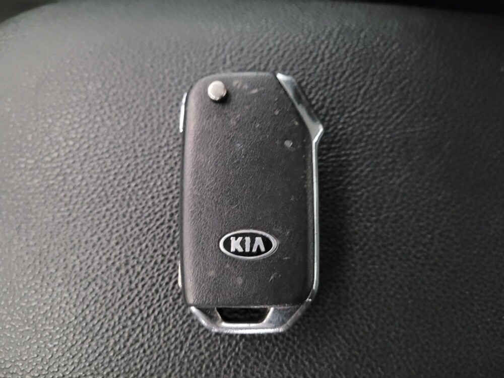 2019 Kia Forte in Montclair, CA 91763 - 18080031 32