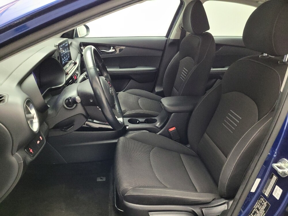 2019 Kia Forte in Montclair, CA 91763 - 18080031 17