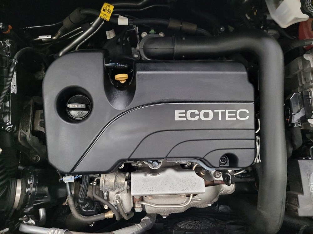 2020 Chevrolet Equinox in Taylor, MI 48180 - 18080036 30