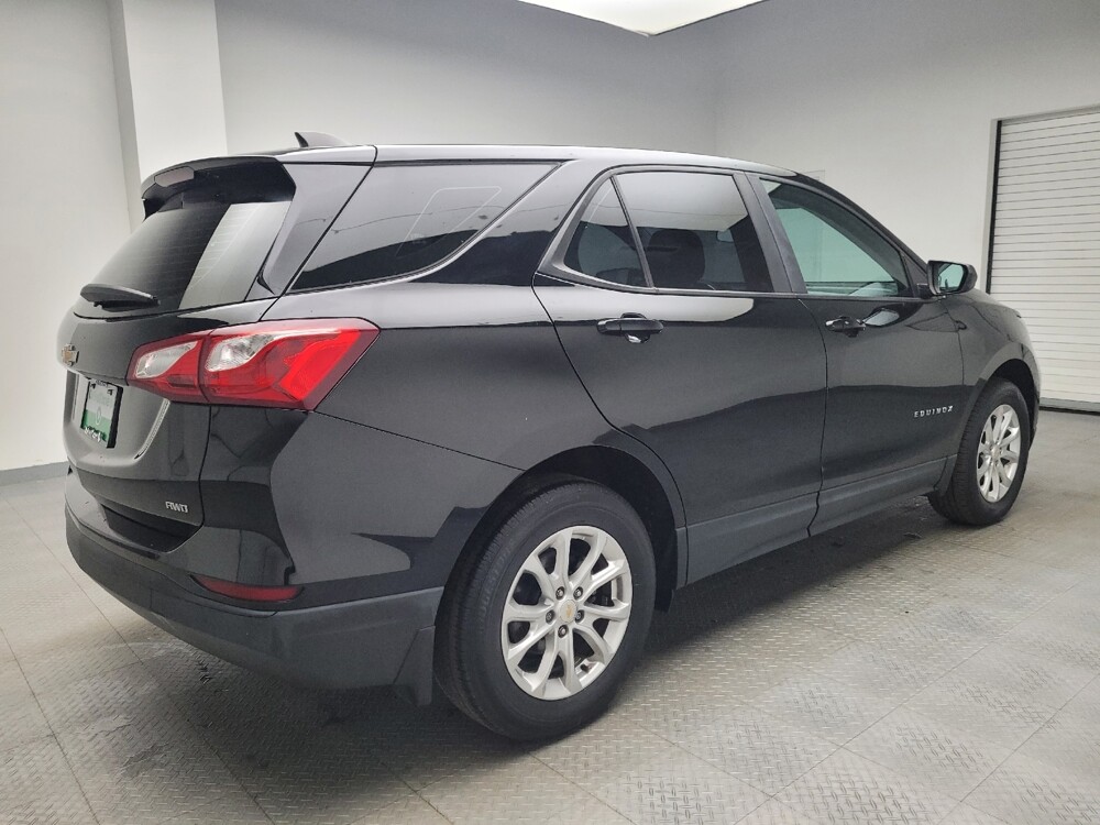 2020 Chevrolet Equinox in Taylor, MI 48180 - 18080036 10