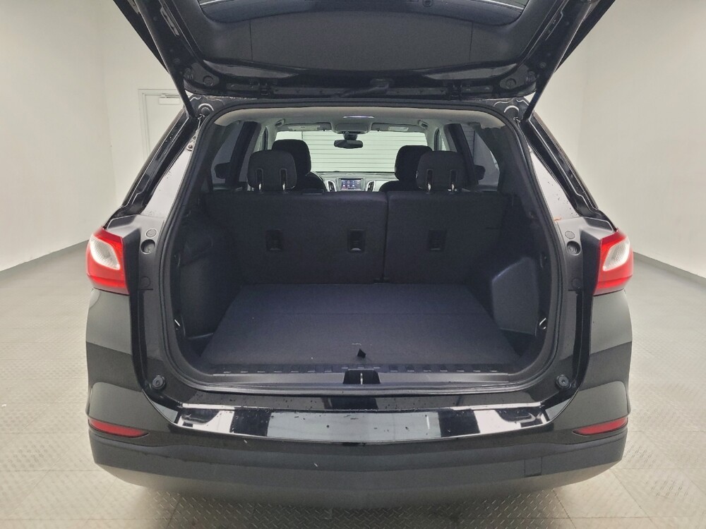 2020 Chevrolet Equinox in Taylor, MI 48180 - 18080036 29