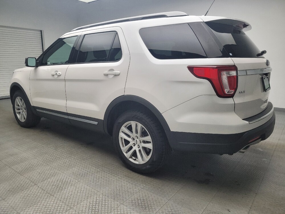 2018 Ford Explorer in Taylor, MI 48180 - 18080037 3