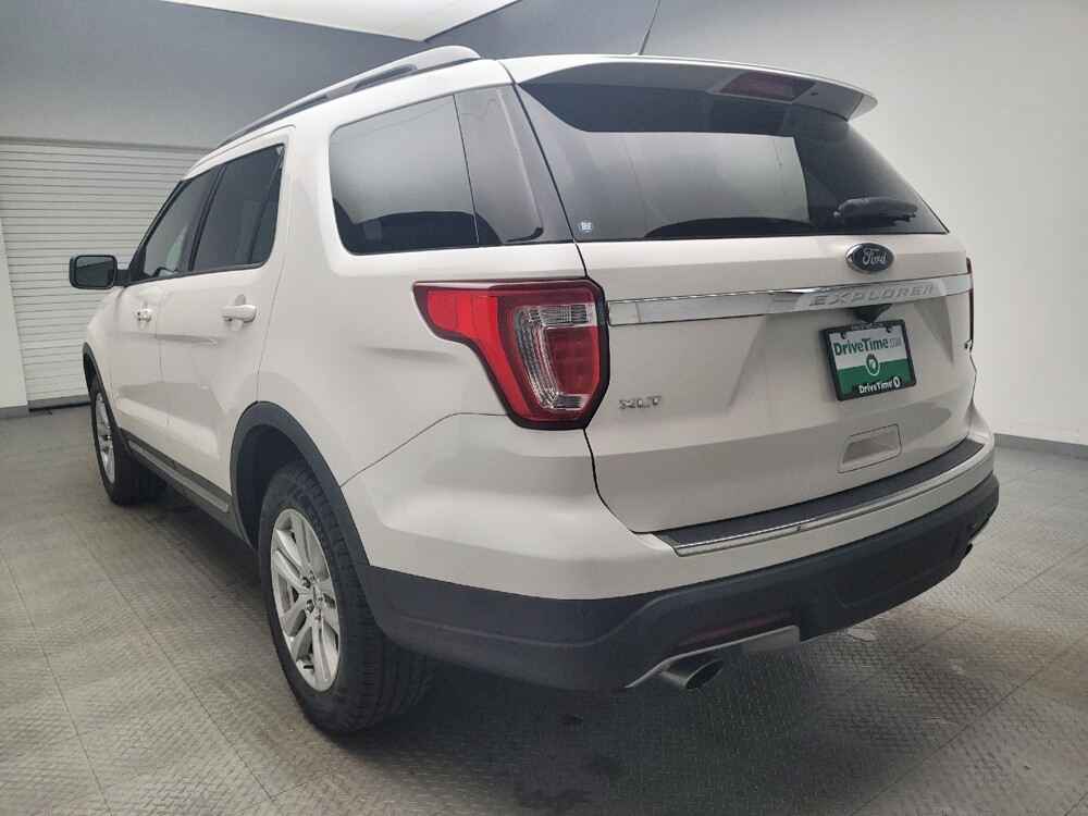 2018 Ford Explorer in Taylor, MI 48180 - 18080037 5