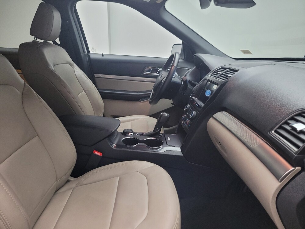 2018 Ford Explorer in Taylor, MI 48180 - 18080037 21