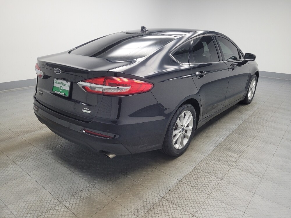 2019 Ford Fusion in Highland, IN 46322 - 18080039 9