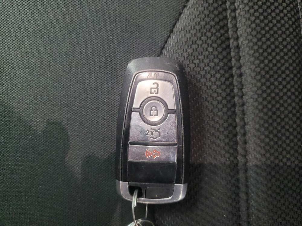 2019 Ford Fusion in Highland, IN 46322 - 18080039 32