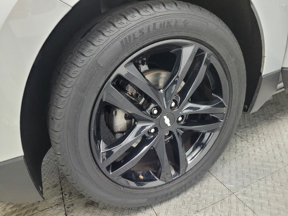 2021 Chevrolet Equinox in Mesa, AZ 85210 - 18080044 31