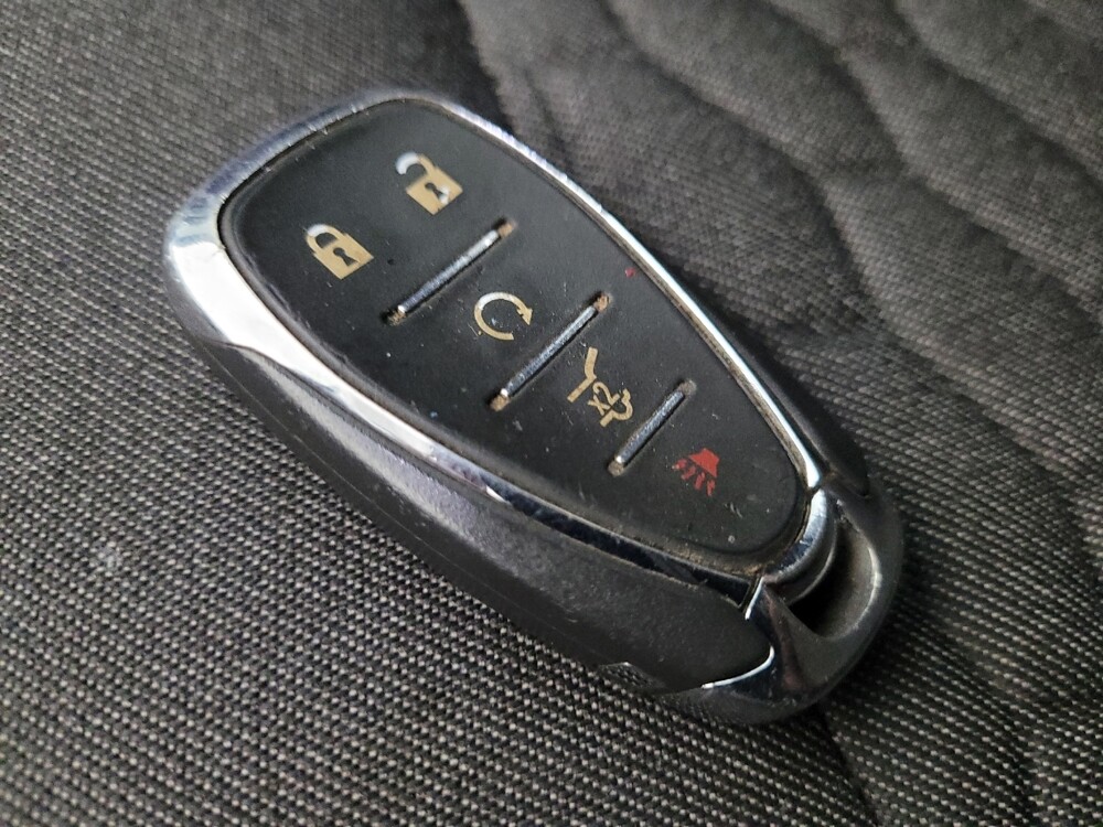 2021 Chevrolet Equinox in Mesa, AZ 85210 - 18080044 32