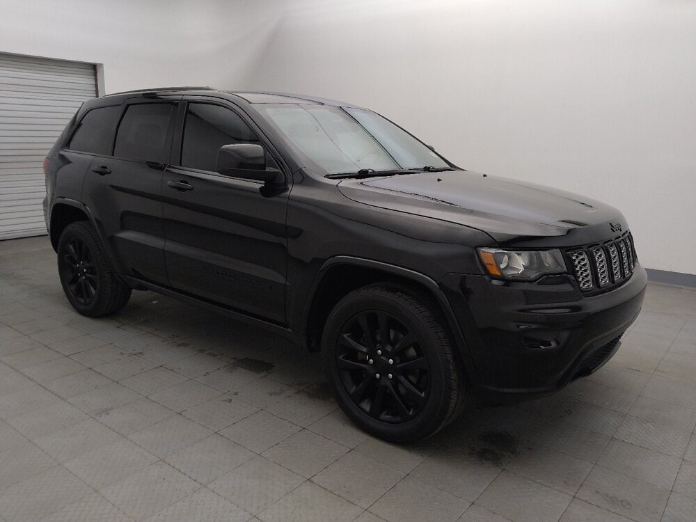 2018 Jeep Grand Cherokee in Houston, TX 77060 - 18080059 11