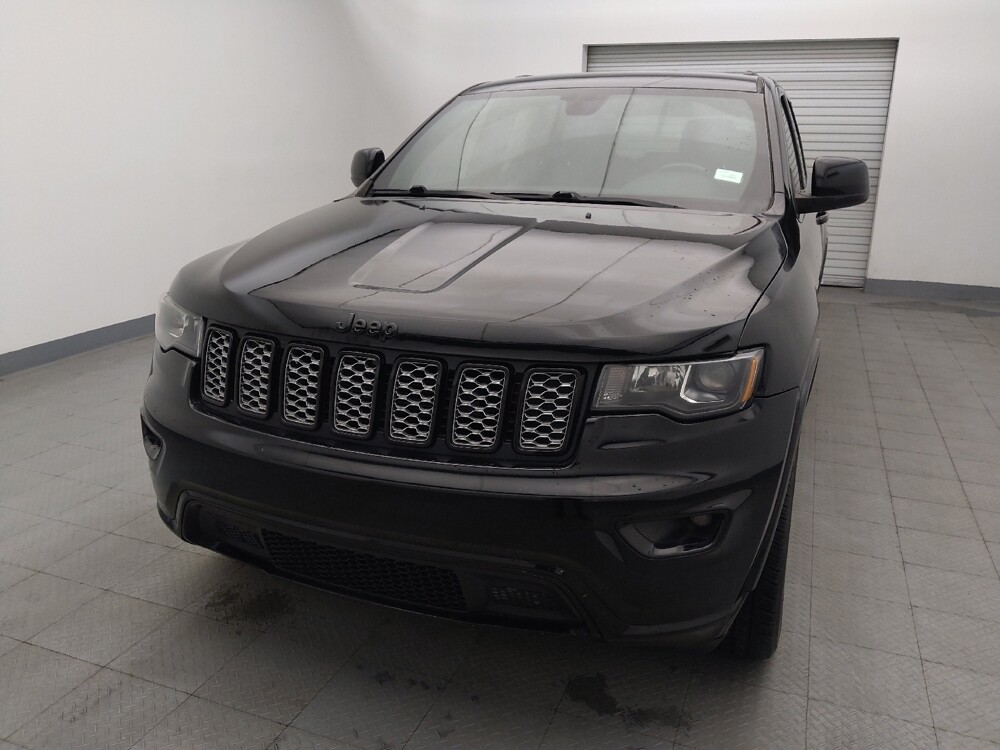 2018 Jeep Grand Cherokee in Houston, TX 77060 - 18080059 15