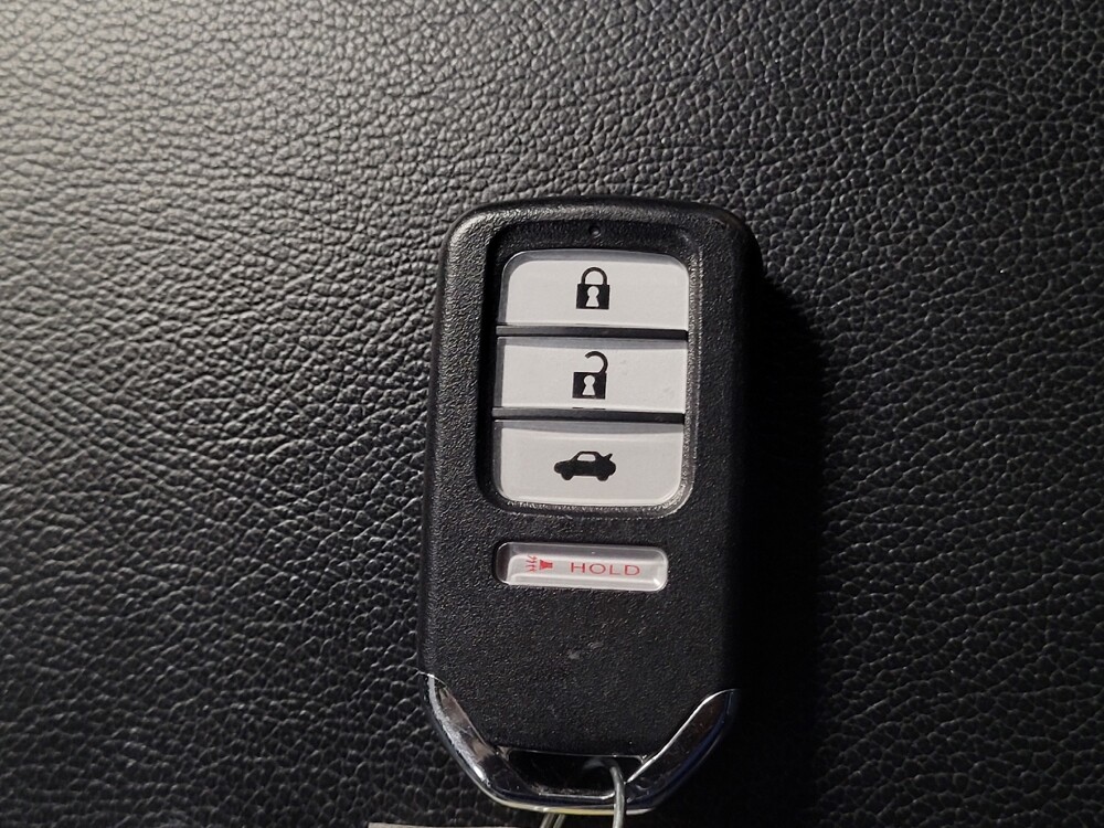 2018 Honda Accord in Tampa, FL 33619 - 18080063 32