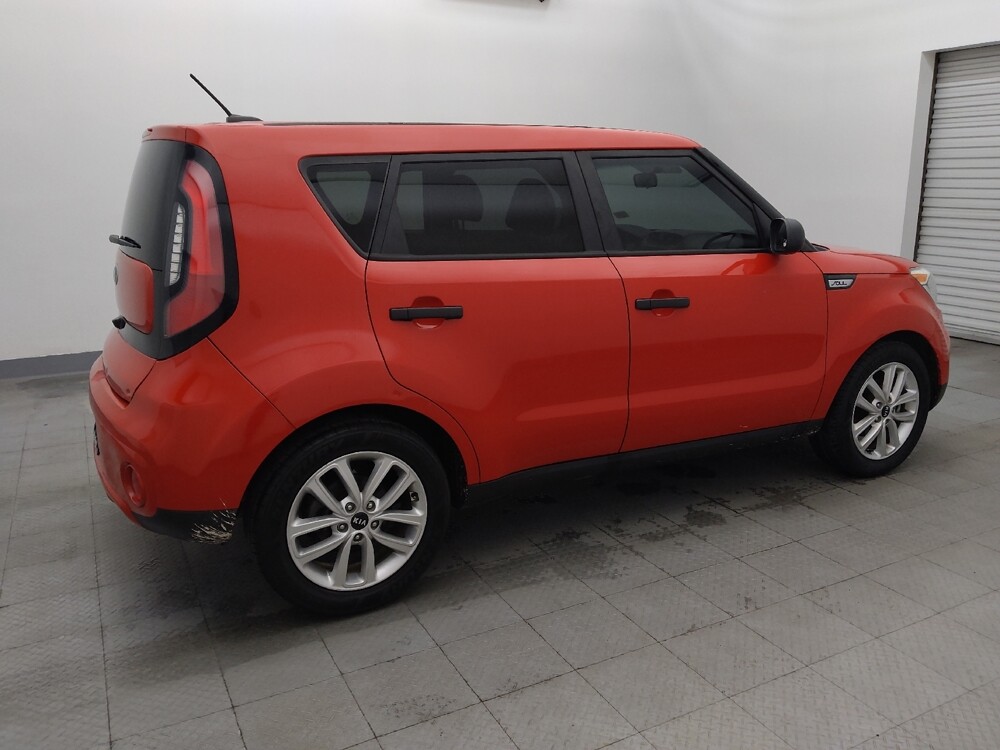 2017 Kia Soul in Tyler, TX 75701 - 18080071 10