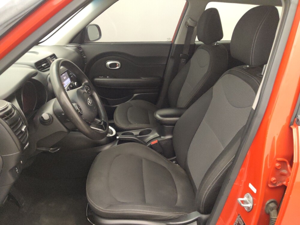 2017 Kia Soul in Tyler, TX 75701 - 18080071 17