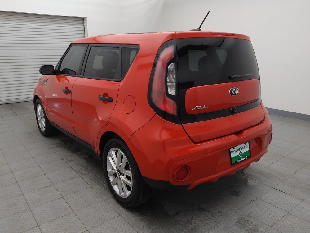 2017 Kia Soul in Tyler, TX 75701 - 18080071 5