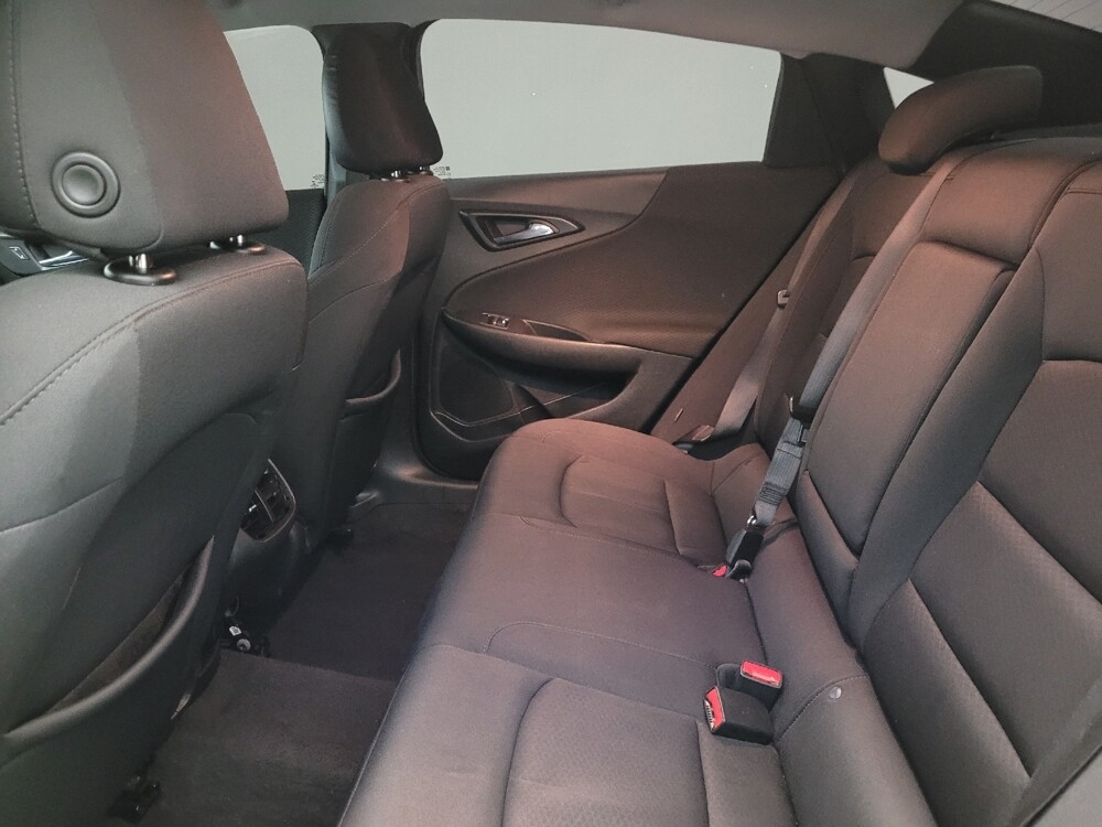 2021 Chevrolet Malibu in Mesa, AZ 85210 - 18080084 18