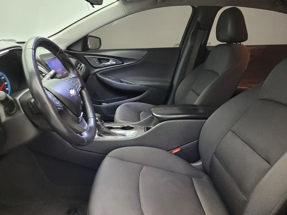 2021 Chevrolet Malibu in Mesa, AZ 85210 - 18080084 17