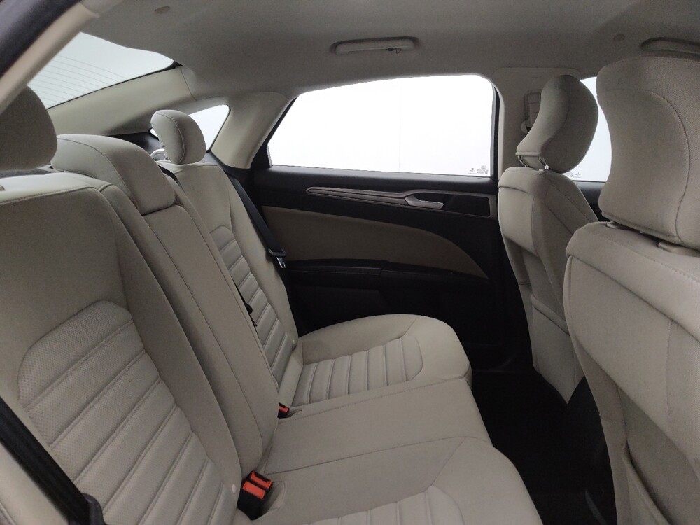 2018 Ford Fusion in Fayetteville, NC 28304 - 18080102 19