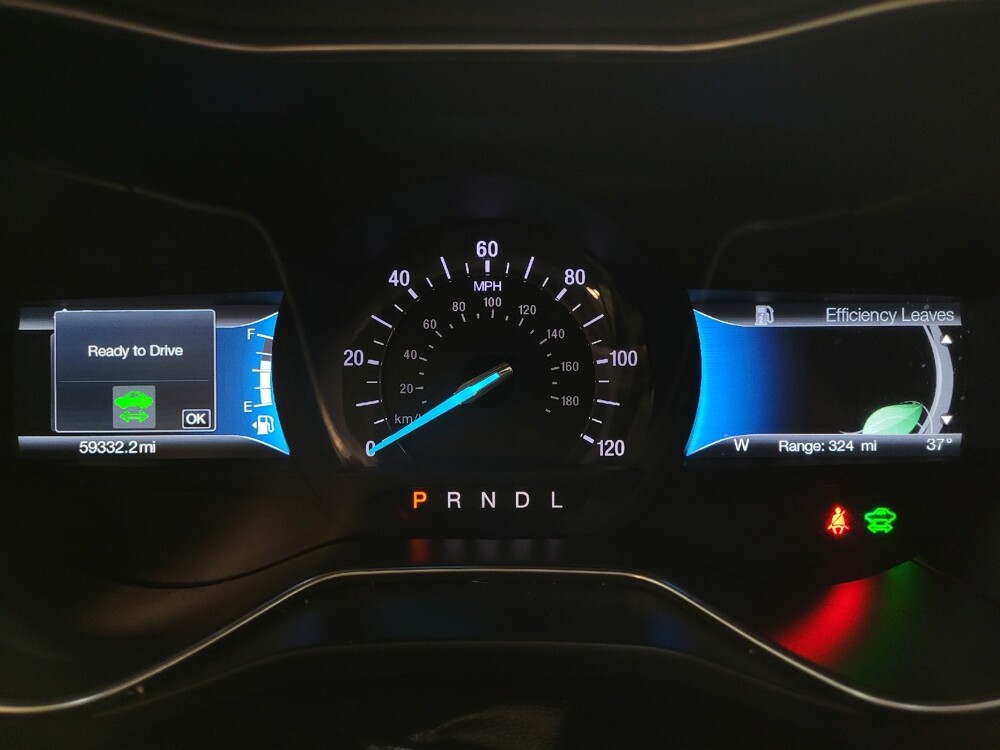 2018 Ford Fusion in Fayetteville, NC 28304 - 18080102 23