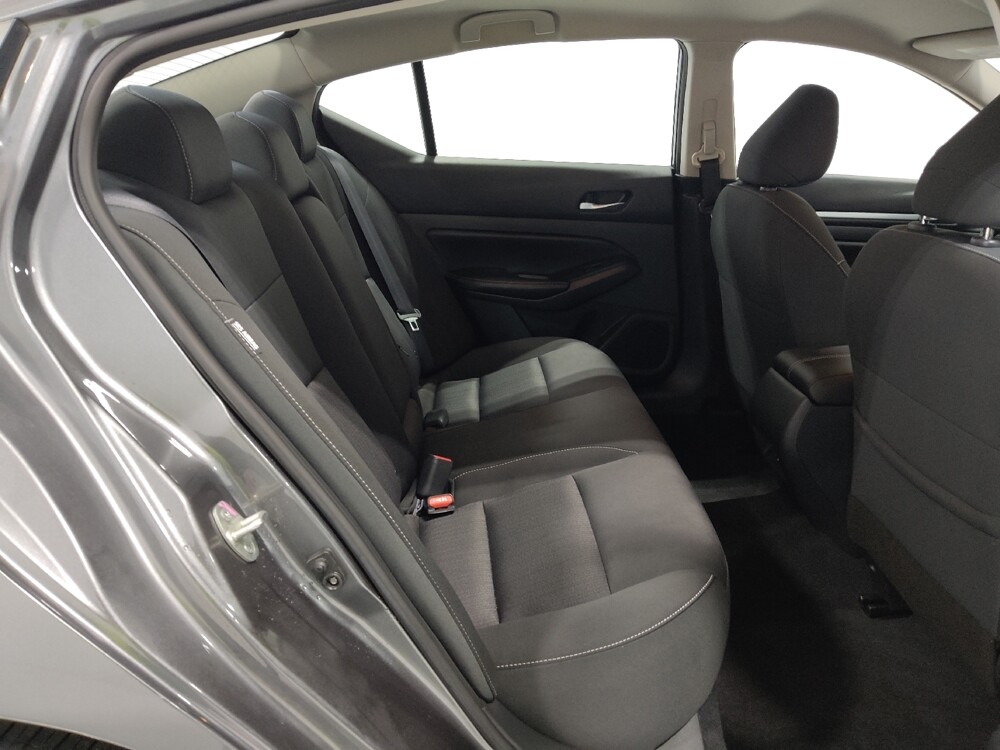 2022 Nissan Altima in Columbus, OH 43231 - 18080114 19