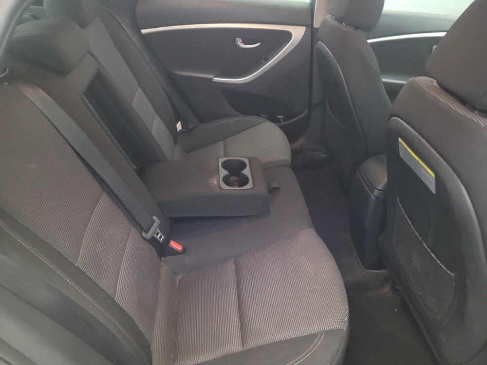 2016 Hyundai Elantra in Langhorne, PA 19047 - 18080122 19